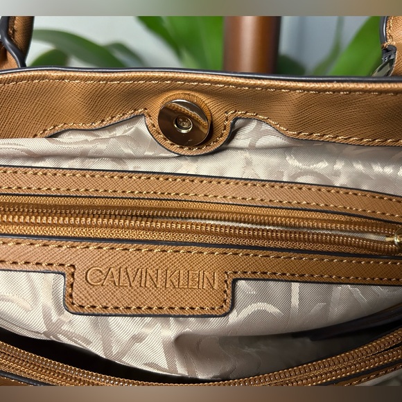 Calvin Klein Purse Satchel Tote Bag - Picture 5 of 5